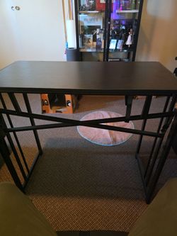 Foldable Desk/Stand