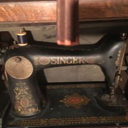 Antique Sewing Machine 