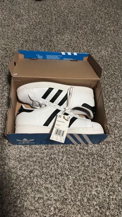 Superstar white