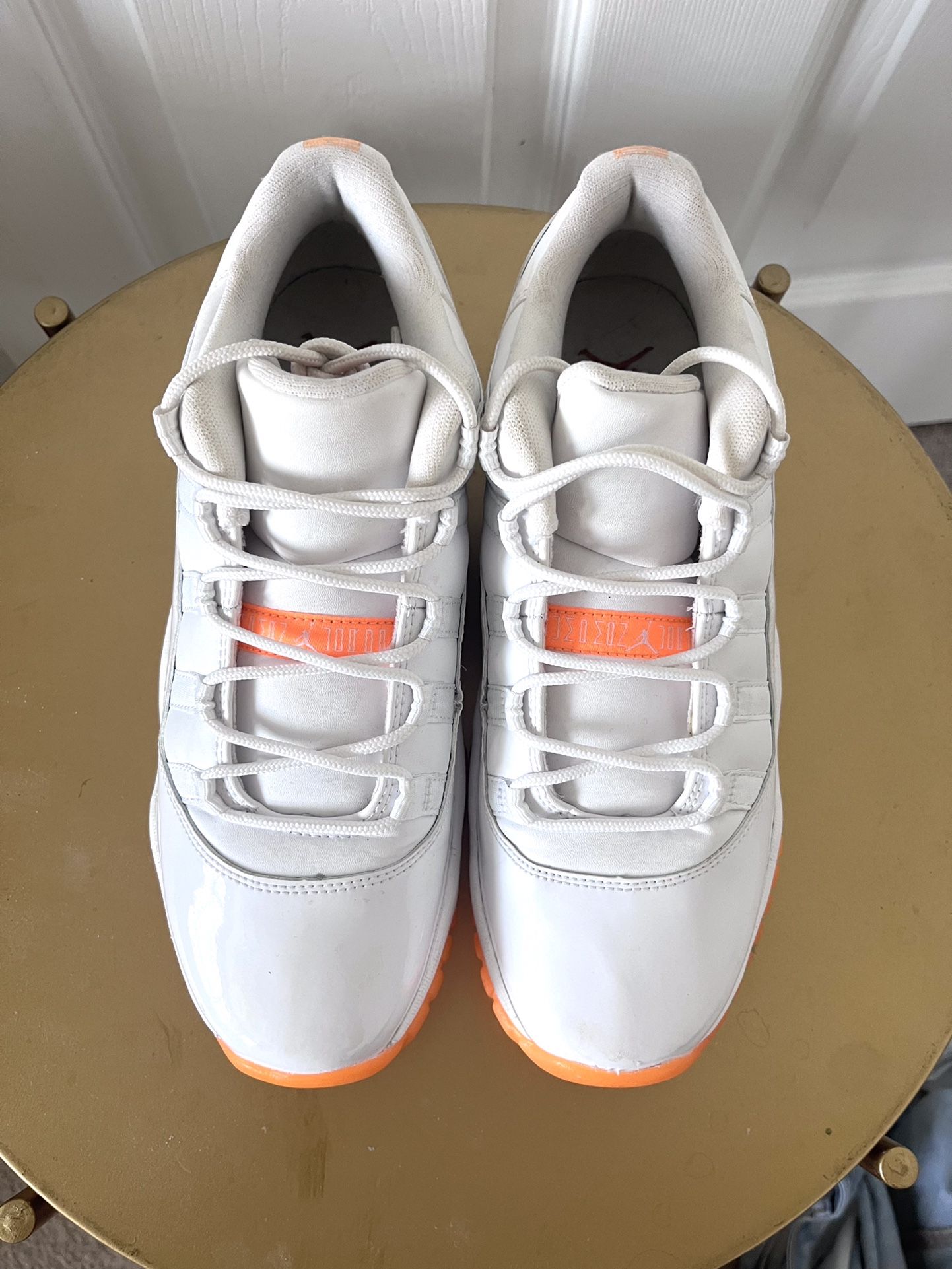 A Very Clean And In Awesome Like New Condition Jordan 11 “Citrus”. Size 7 Men’s