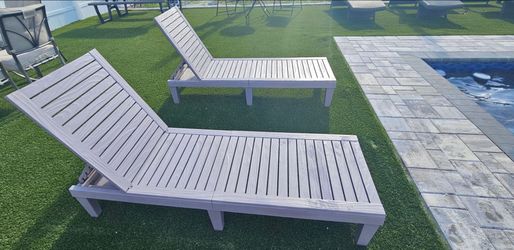 Pool / Outdoor Lounge Chairs