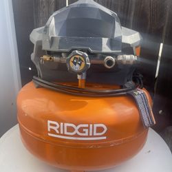 RIDGID 6 Gal. Portable Electric Pancake Air Compressor