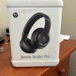 Beats Studio Pro’s 