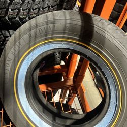 235/75/15 Vogue White Gold 