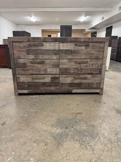 Modern Ashley 6 Drawer Dresser