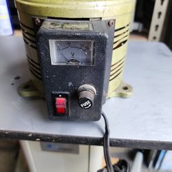 VARIABLE TRANSFORMER