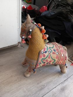 Vintage Folk Art Raj Horse From India