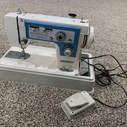 Stretch Stitch Dressmaker S-2402 Heavy-Duty Sewing, Embroidery Machine