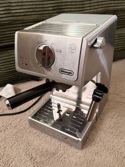 De'Longhi Stainless Steel Espresso Machine