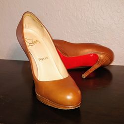 Christian Louboutin Tan Platform Heel size 37 (US 6.5)