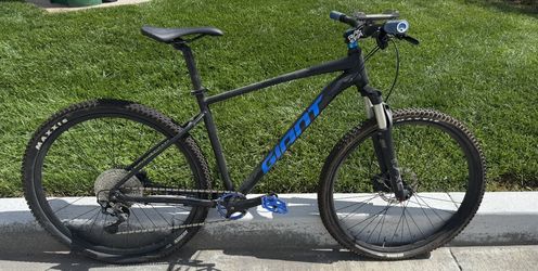 Giant Talon Mountain Bike