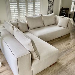 PRISTINE BIG SUR MODULAR SECTIONAL 