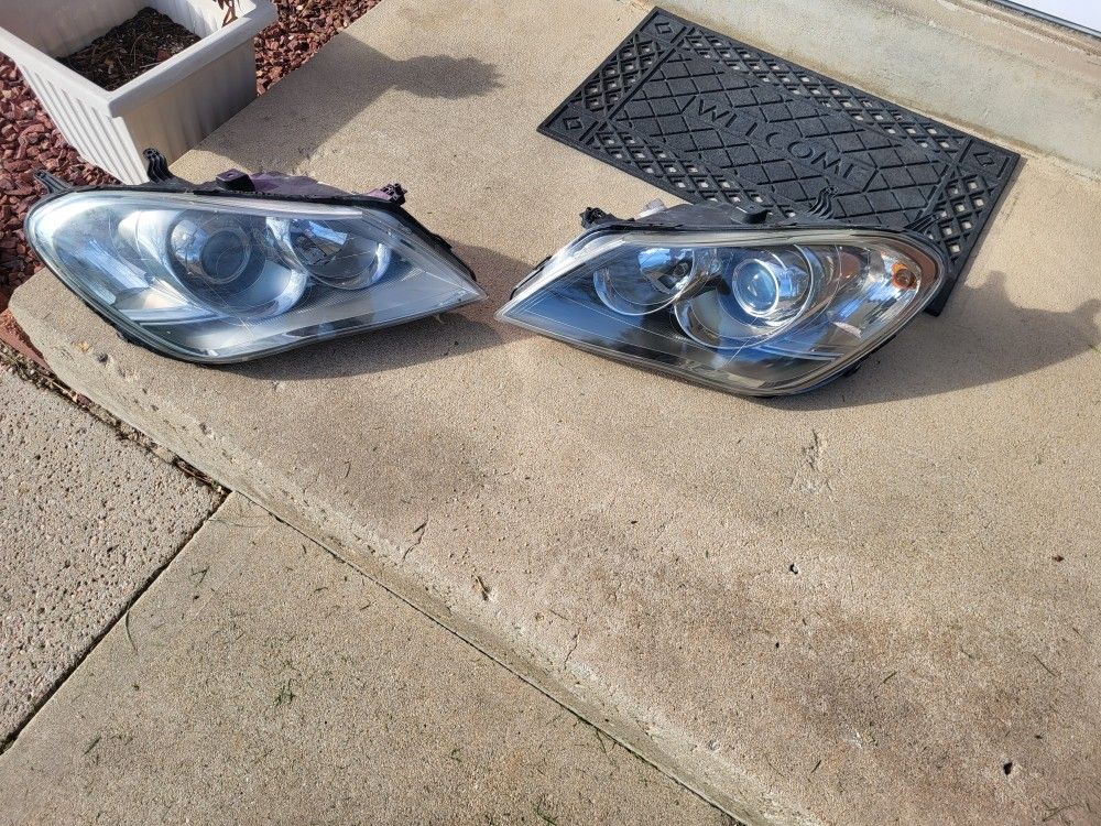 2010-2013 Suzuki Kizashi Headlights 