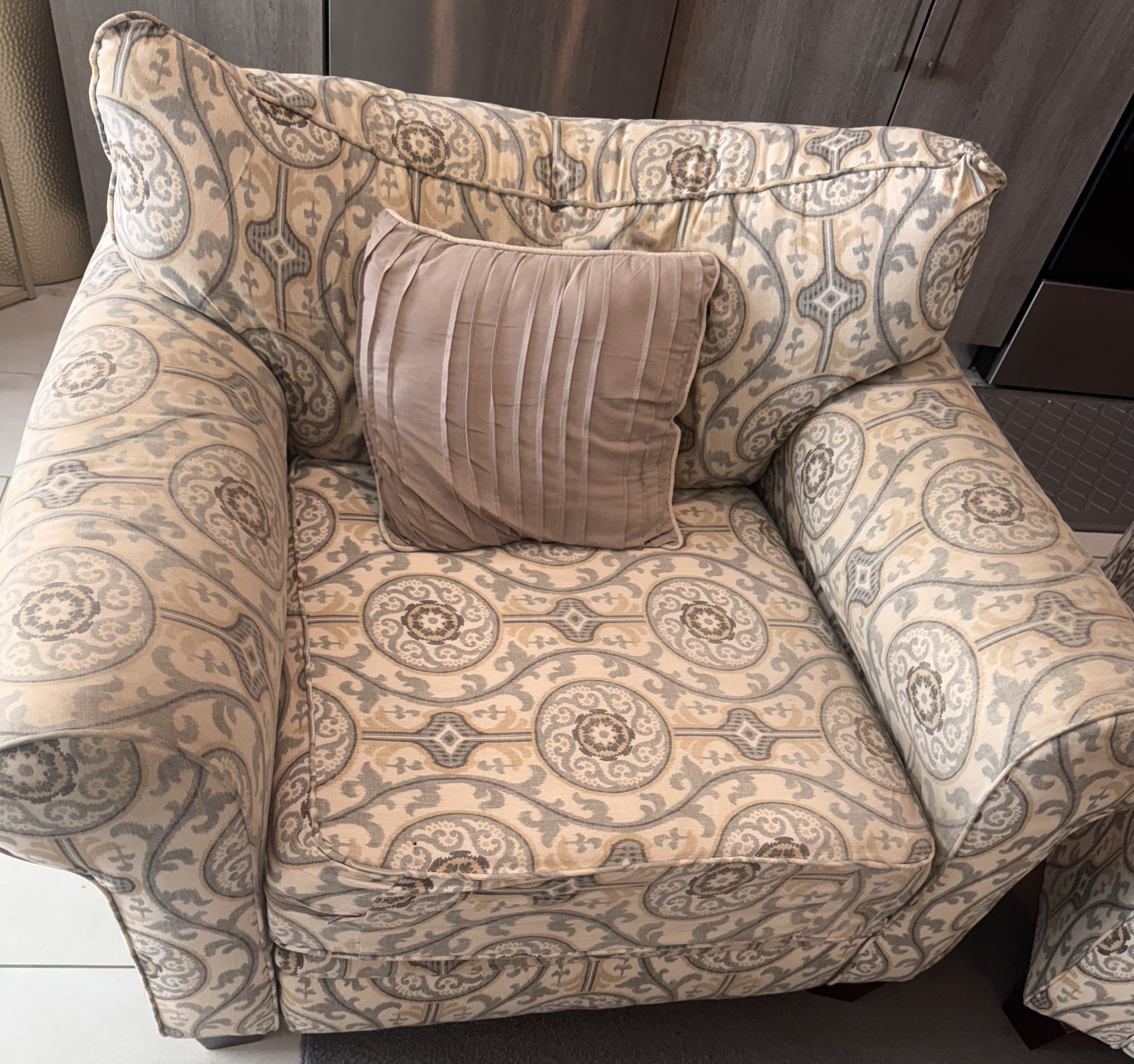 Tan/Grey Paisley Retro Vintage Sofa Arm Chairs (2)