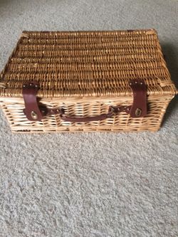 Picnic Food Basket
