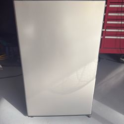 Frigidaire Stainless Steel Mini Refrigerator 