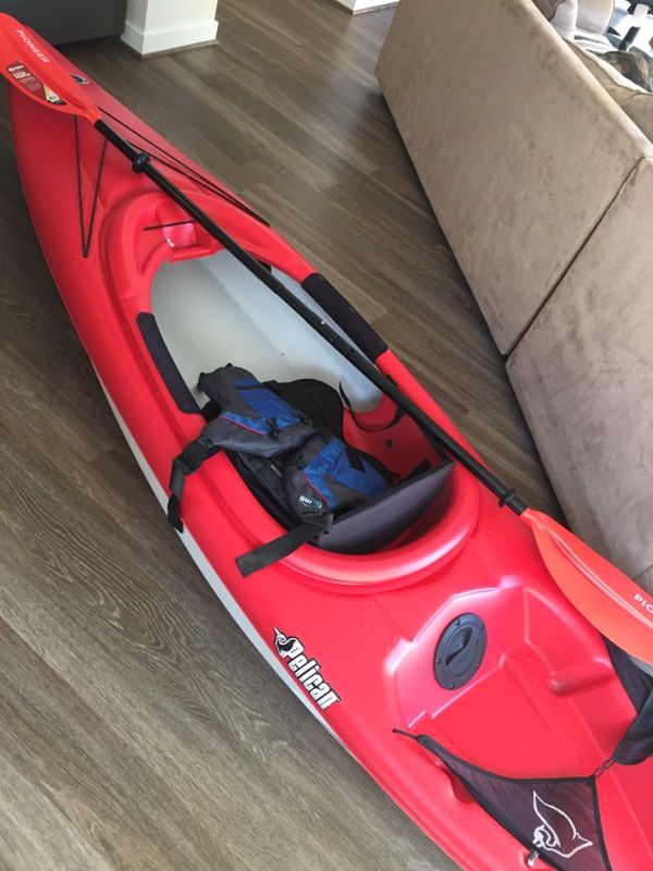 Kayak-Pelican Maverick EXCELLENT condition!!