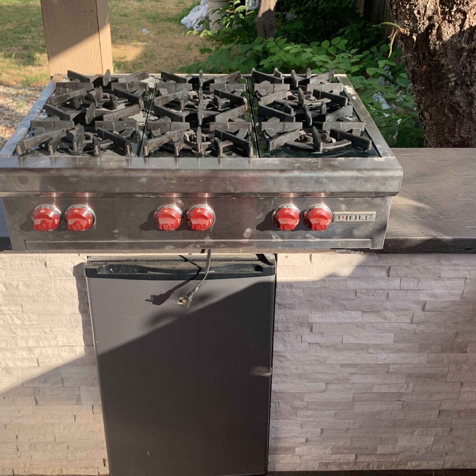 Wolf Stove 6 Burners