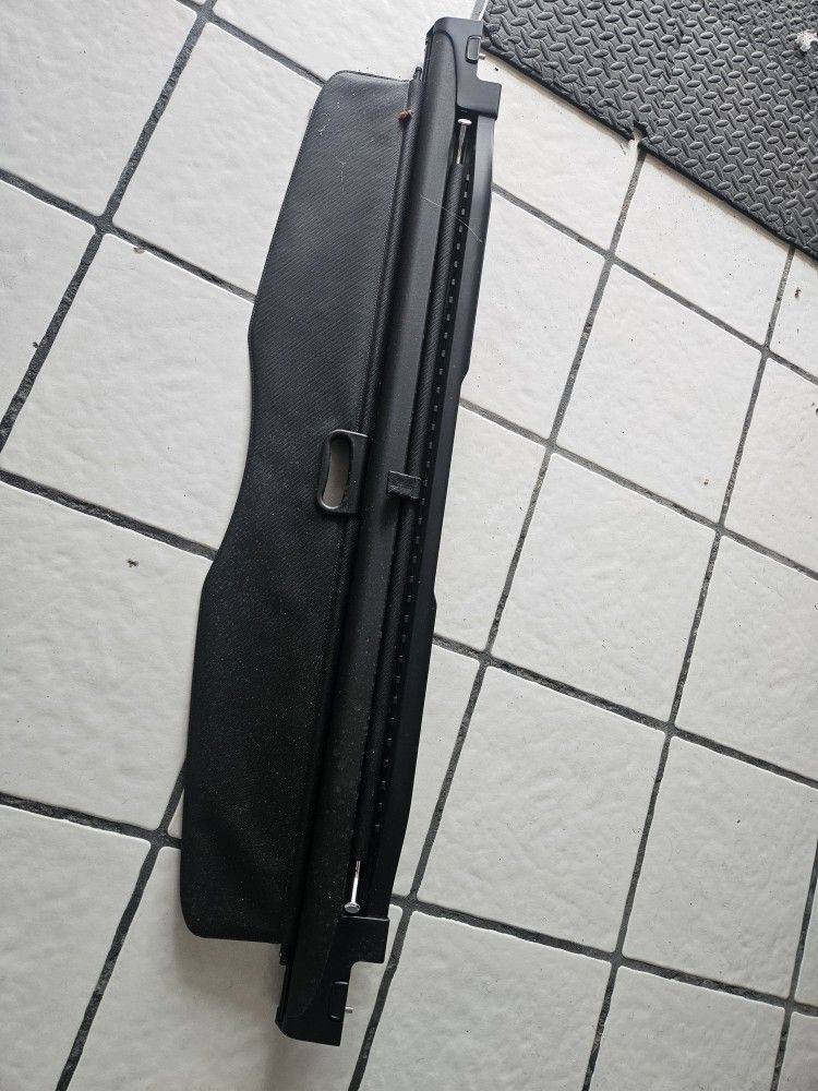 BMW e61 wagon Cargo Cover