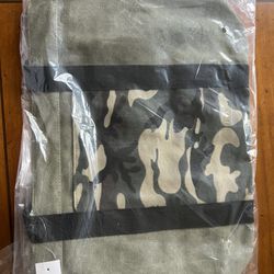 Camouflage Huge Tote bag WITH camouflage Kiss Cosmetic Bag  JUST REDUCED!!!!!!