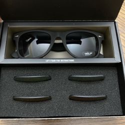 NEW Sunglasses With Additional 2 Pairs Of Lense Set