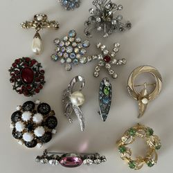 Vintage Bejeweled Brooches - Beautiful Condition With No Rhinestones Missing