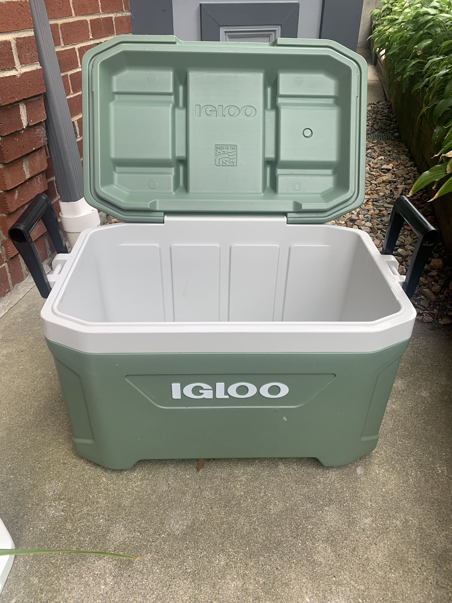 IGLOO Ecocool Large Cooler - 52qts - Vintage Green, New Model 