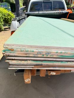 Drywall 1/2” X 4’ X 8’