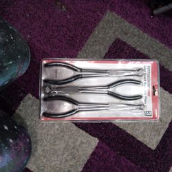 Long Reach House Grip Pliers