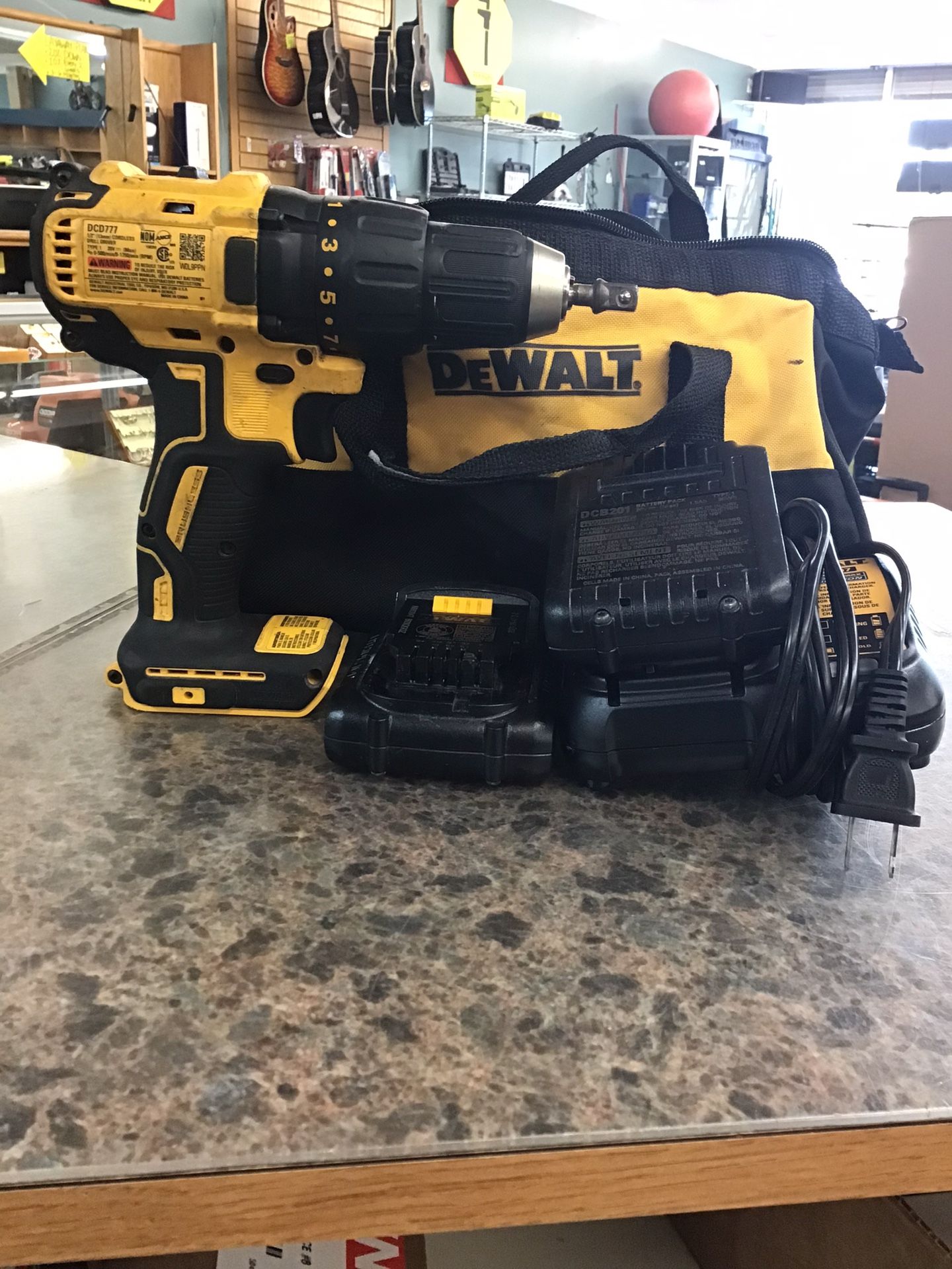 Dewalt Cordless Hammer Drill Set