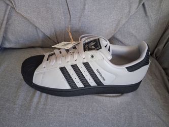 Men's Adidas superstars ll size 11