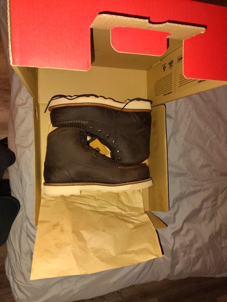 Red Wings Boots 11.5