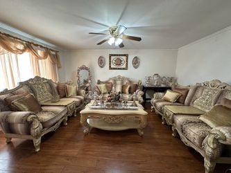 Italian Sofa Set