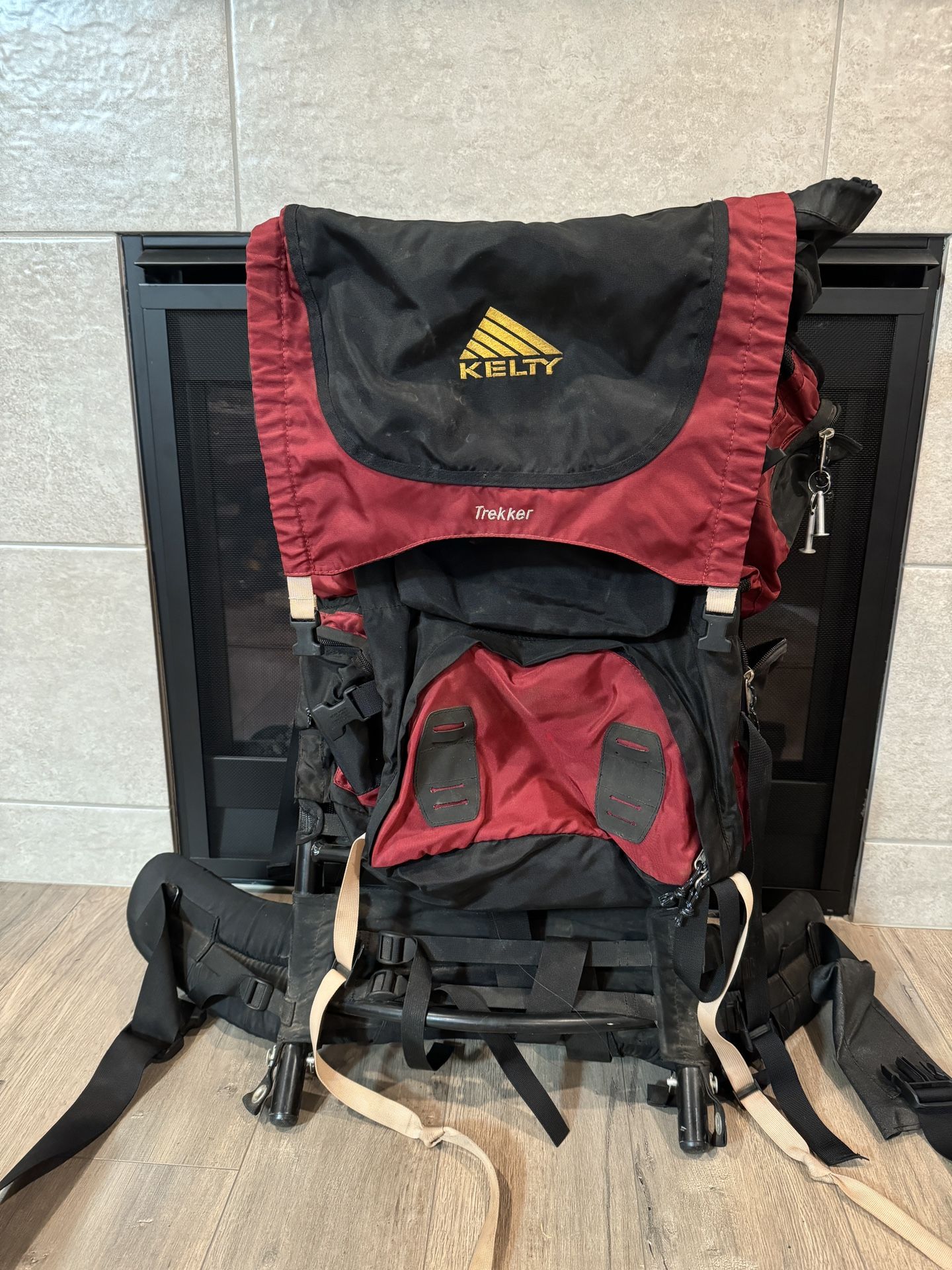Kelty Trekker 65