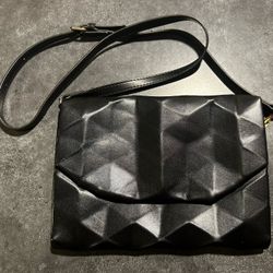 Textured Flap Crossbody Bag