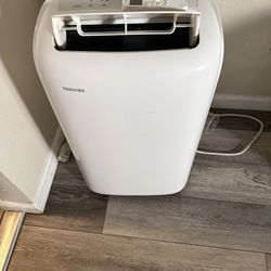 Toshiba Portable Air conditioner