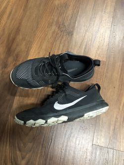 Nike Golf Shoe, Size 10.