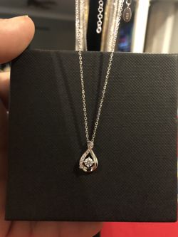 Diamond Moissanite Rain Drop Pendant And Chain 