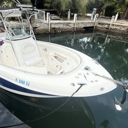 2005 Robalo 24 