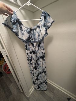 Clothing/shoes for sale