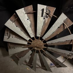 Windmill Clock 