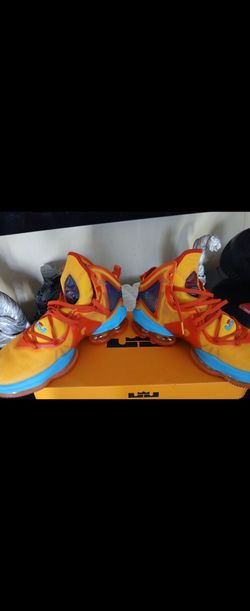 LeBron 19