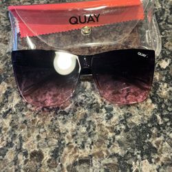 QUAY Sunglasses 