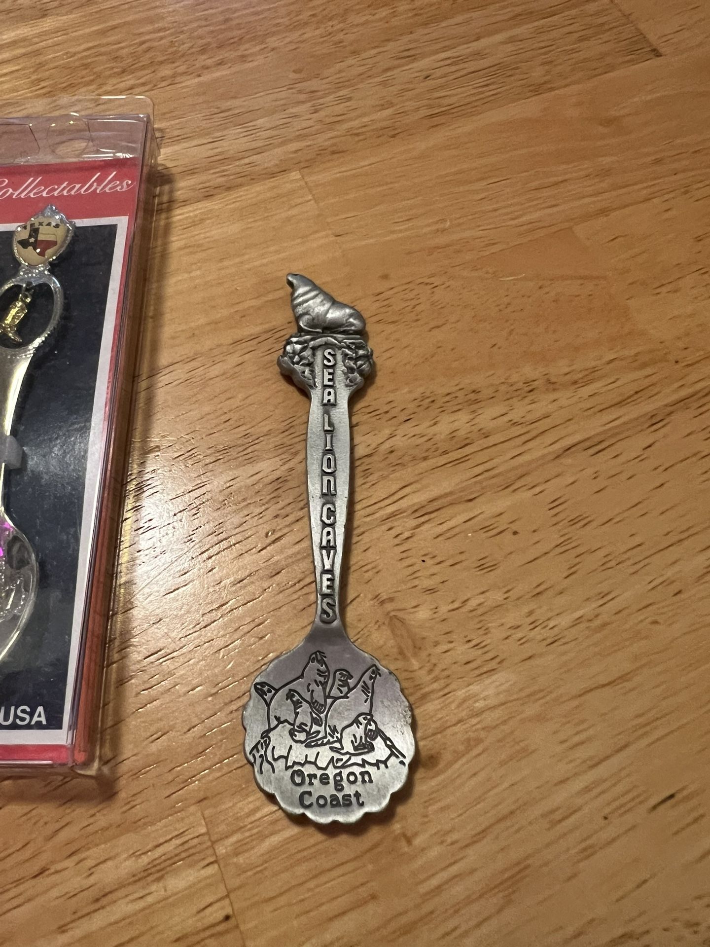 Collector spoons From Around The USA