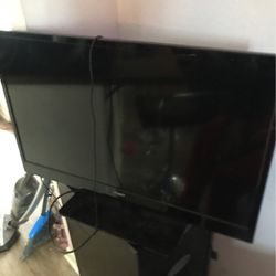 “32 inch TV