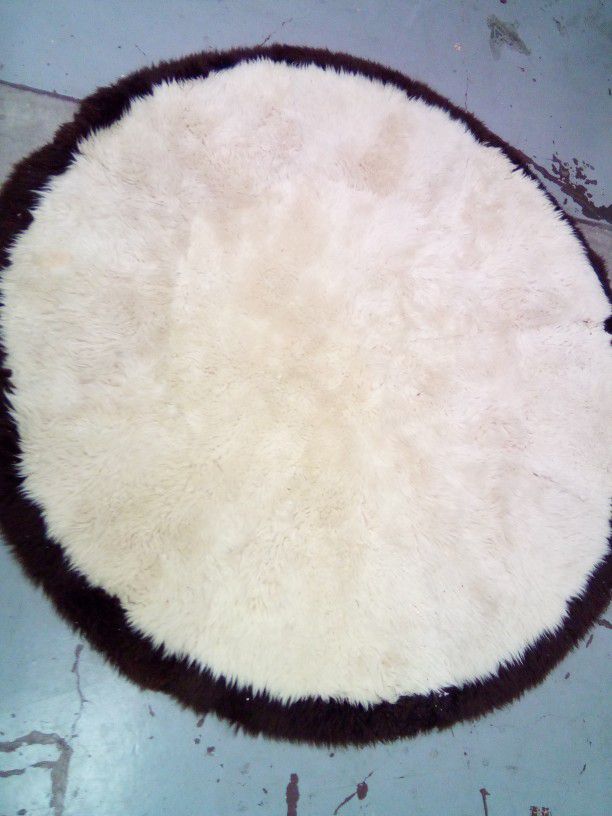 $100 Real Fur Round Rug