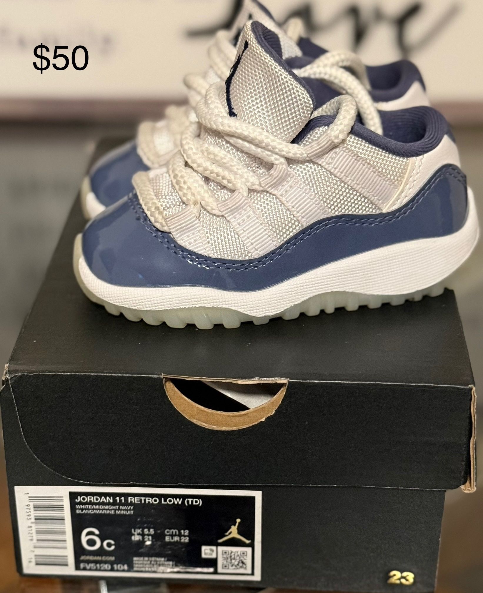 Jordan 11 Low "Diffused Blue"