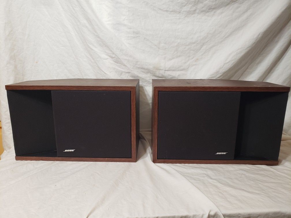 Vintage 2 Bose Bookshelf Speakers for Sale in Phoenix, AZ OfferUp