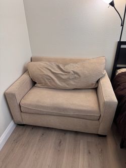 Twin size pull out couch