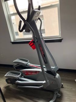 Schwinn 460 Elliptical Trainer